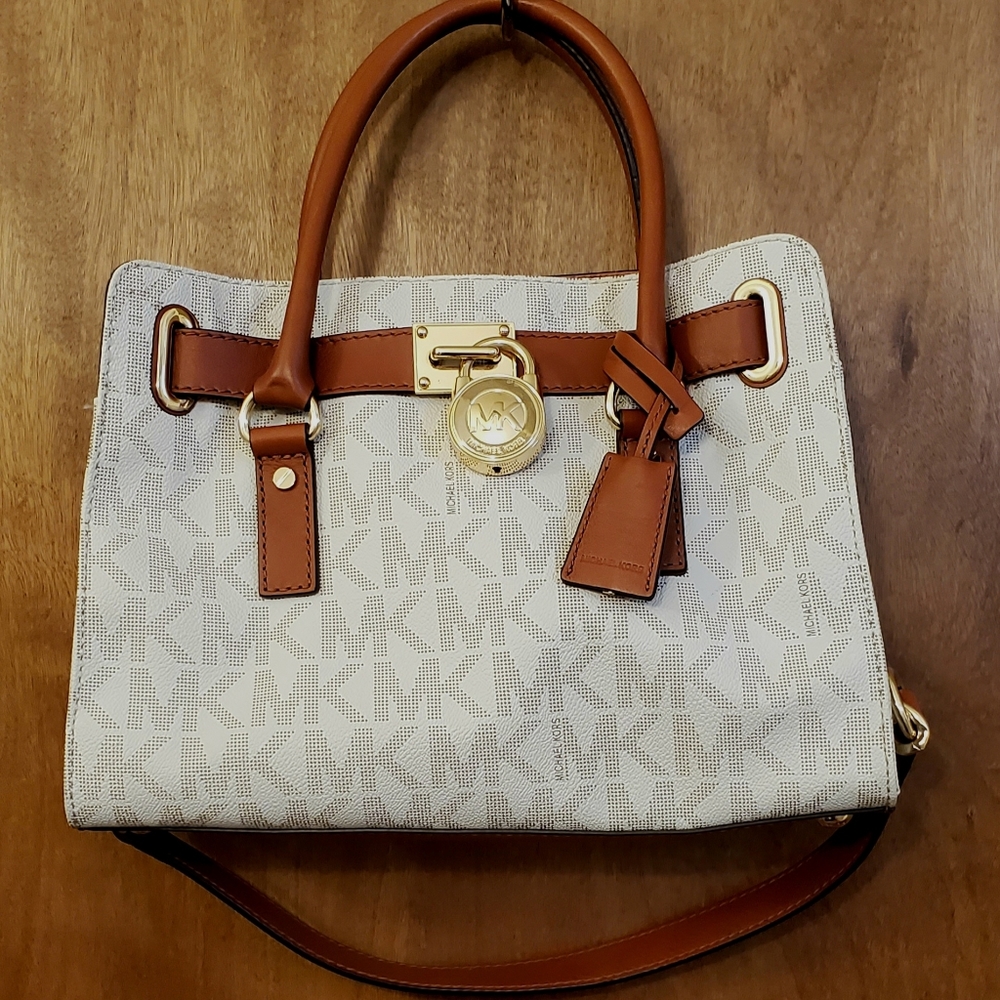 Michael Kors Handbag/Shoulder Bag